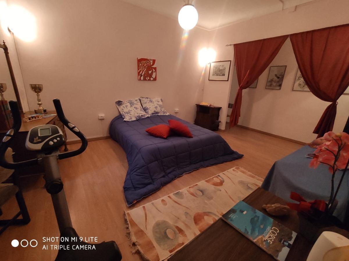 Ex Ostu Impero: Vino, Tartufo Ed Ospitalita Apartment La Morra Bagian luar foto